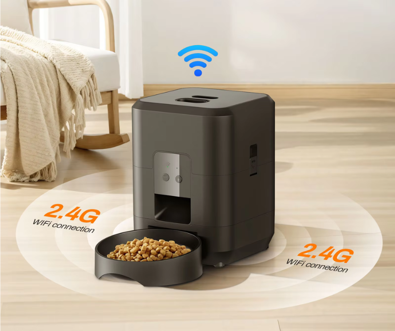 DISTRIBUTEUR AUTOMATIQUE CROQUETTE